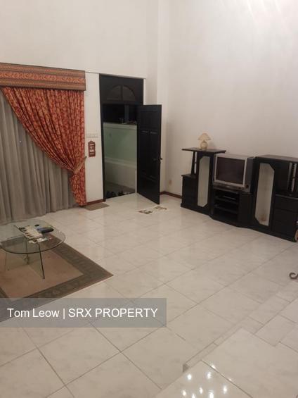 Loyang Villas (D17), Terrace #157150222